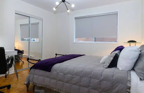 Cartierville House | Cozy with sauna down by the boardwalk