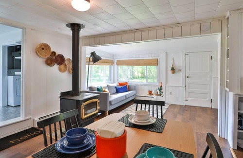 West Shokan Cottage | Cozy Wood burning Stove in Heart of Catskills