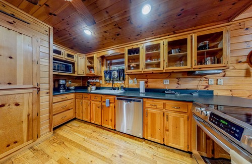 My Mountain House | Cozy Wooded Retreat w/WiFi, Putting Green, Foosball, Private Hot Tub & Views