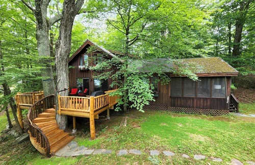 Pilot Knob Cabin | Cozy Wooded Waterfront Cabin on Lake George