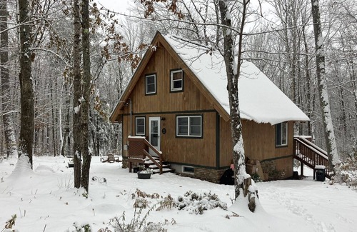 Lovell Ski Chalet | Cozy wooden chalet in the mountains, rivers, and lakes of the White Mountains.