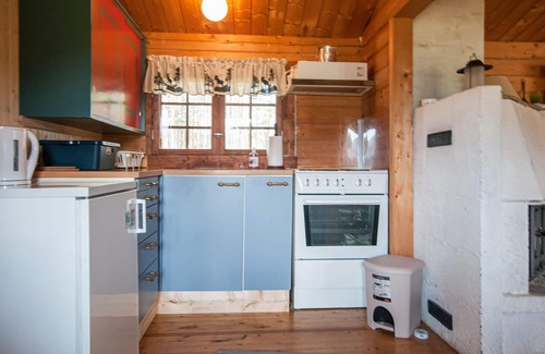 Atna House | Cozy wooden cottage near the river Glomma.