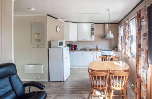 Atna House | Cozy wooden cottage on the river Glomma.