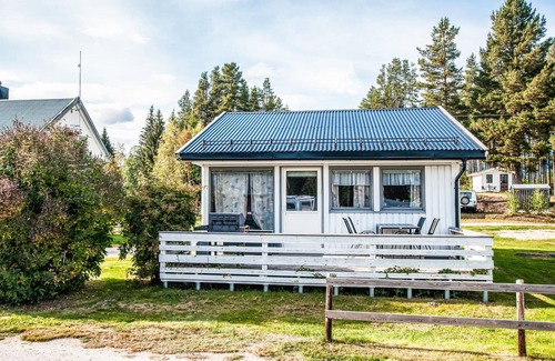 Atna House | Cozy wooden cottage on the river Glomma.