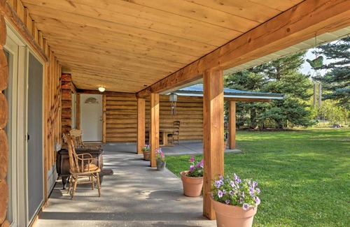 Pinedale House | Cozy WY Home Rivers, Lakes, Mountains, Wildlife
