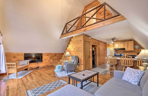 Adams Cabin | Cozy Yatesville Lake Cabin Rental in Louisa!