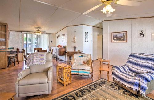 The Foothills House | Cozy Yuma Retreat with Furnished Patio and Grill!