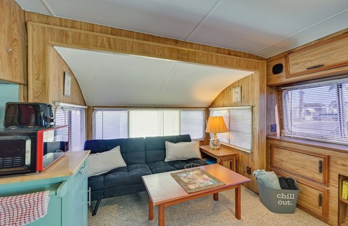 Yuma Cottage | Cozy Yuma Vacation Rental w/Resort Amenities!
