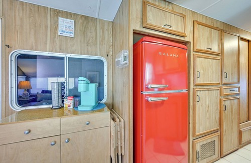 Yuma Cottage | Cozy Yuma Vacation Rental w/Resort Amenities!