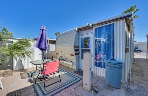 Yuma Cottage | Cozy Yuma Vacation Rental w/Resort Amenities!