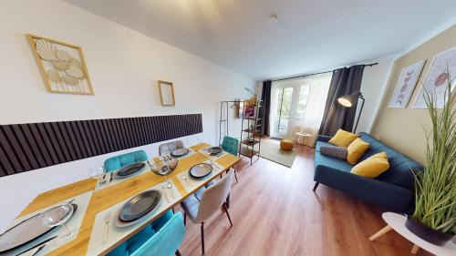 Zwenkau Apartment | CozyHome Zwenkauer See