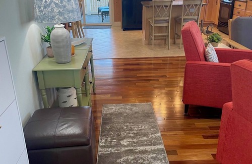 Chincoteague House | CoZyQ is a 2-bedroom, 2 full baths cottage in charming Chincoteague Island, VA