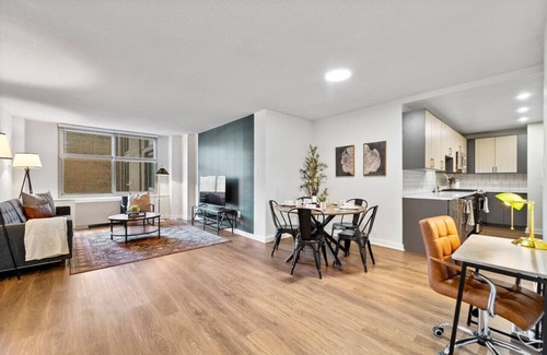 Aurora Highlands Apartment | CozyRetreat Sleeps 6 FreeParking* DC Airport Metro