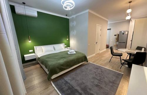 Kaztsik Apartment | CozyStay Meridian