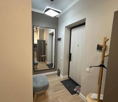 Kaztsik Apartment | CozyStay Meridian
