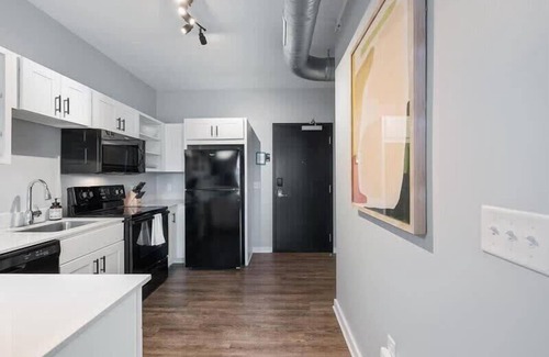 Lower Lawrenceville Apartment | CozySuites Lavish SDO, Lawrenceville