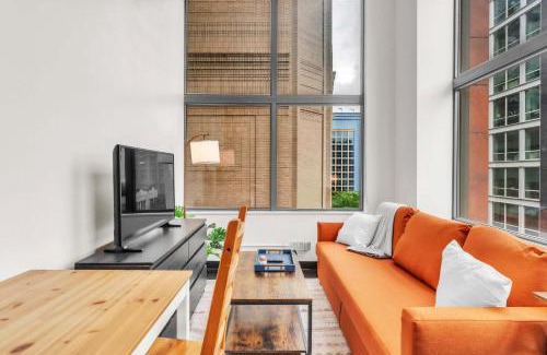 Cultural District Apartment | CozySuites Modern 1BR in Downtown Pitts #20