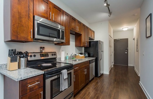 Music Row Apartment | CozySuites MusicRow Astonishing Studio free parking 53