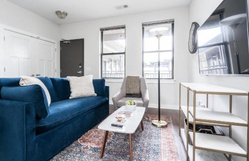 Music Row Apartment | CozySuites MusicRow Elegant 1BR with free parking! 21