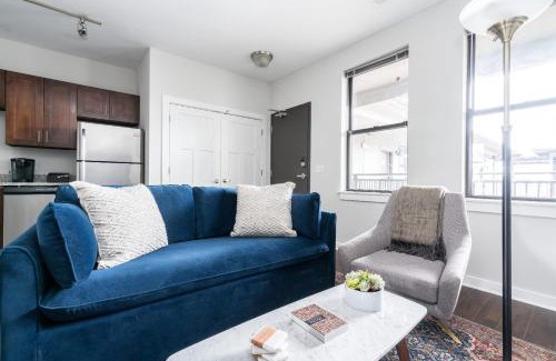Music Row Apartment | CozySuites MusicRow Elegant 1BR with free parking! 21