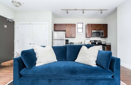 Music Row Apartment | CozySuites MusicRow Spacious 1BR with free parking 45