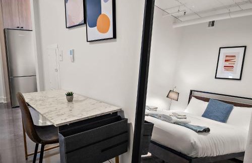 Warehouse District Apartment | CozySuites NLG - Modern 1BR condo #07