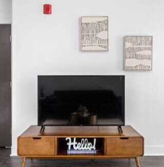 Indianapolis Apartment | CozySuites Nora 3BR near Fashion Mall