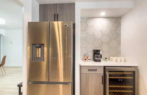 Kierland Apartment | CozySuites Oasis at Kierland Commons!