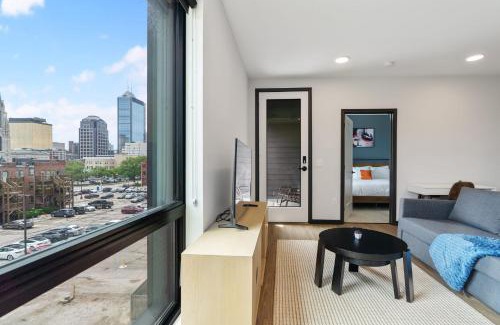 Lockerbie Square Apartment | CozySuites on Mass with garage parking #8