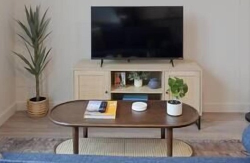 Lower Lawrenceville Apartment | CozySuites | Roomy SDO, Lawrenceville