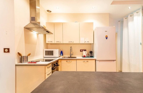 Secteur 2 Apartment | #CQ | Le Bayard | T2 city center
