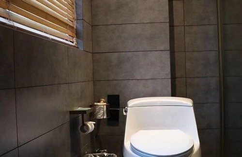 Yuhang District Hotel | CQJ Lestay Hotel