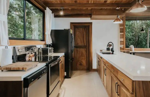 Monteverde Cottage | Miramar Cottage - Nestled in the Cloud Forest