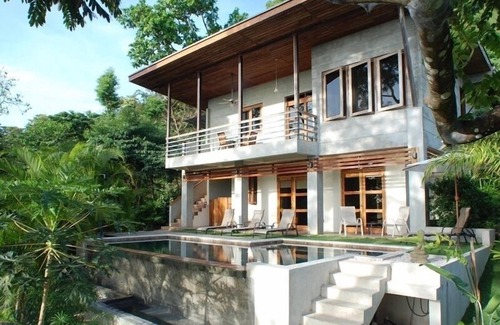 Mal Pais House | Casa Mirador-4 Bd with/Pool and Ocean view