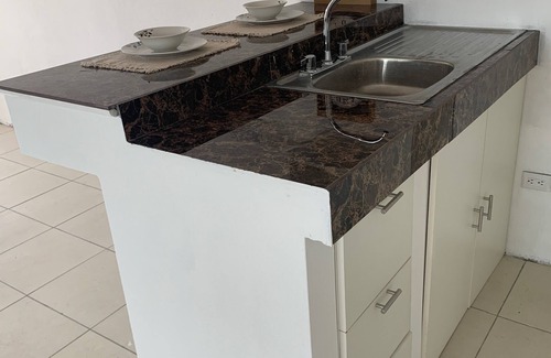 San Rafael Arriba Apartment | Moderno Apartamento en la Ciudad