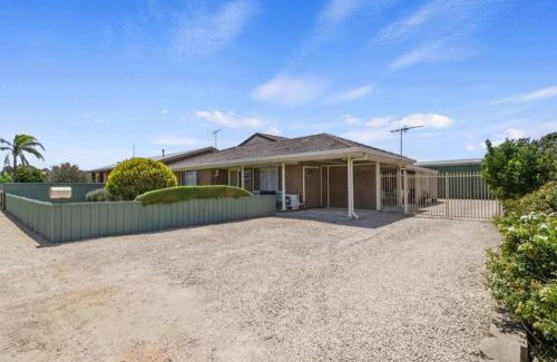 Ardrossan House | Crab Shack