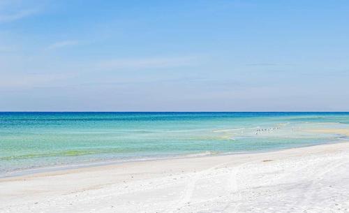 Lower Grand Lagoon House | Crabby Lagoon C104