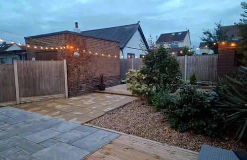Moreton House | CRABTREE HOUSE 5BR MORETON, WIRRAL, CLOSE TO LIVERPOOL & CHESTER