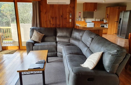 Moina Cottage | Cradle Alpine Retreat : - Cradle Cottage (2 bedrooms)