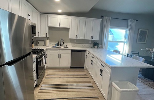 Southeastern Sacramento House | Craftsman Brand New house 2 bdrms with Ultra-Fast 5G Gateway Internet. Pets welc