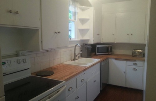 Olde Town House | Craftsman Duplex in Old Town Issaquah - Free Wi-Fi