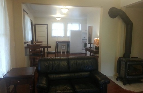 Olde Town House | Craftsman Duplex in Old Town Issaquah - Free Wi-Fi