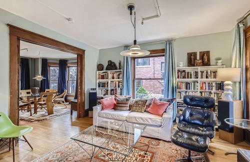 Lower Chautauqua House | Craftsman-Era House on Uni Hill, steps from campus & Chautauqua