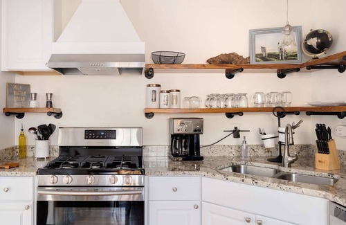 Downtown House | Craftsman near Downtown & Duke- Fabulous Location!