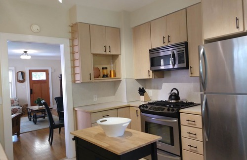 Maple Leaf House | Craftsman-style 3BR 1BA Classic in N Green Lake + Opt Studio Cottage