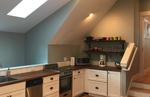 Downtown Cannon Beach House | Craftsman Style in the Heart of Cannon Beach!