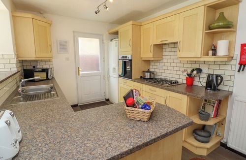 Staveley House | CRAGGY VIEW, pet friendly, with a garden in Staveley