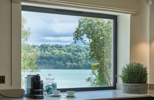 Bangor Cottage | CRAIG Y DON, family friendly, luxury holiday cottage in Llandegfan