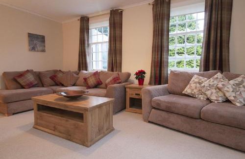 Saddell House | Craigievern Cottage
