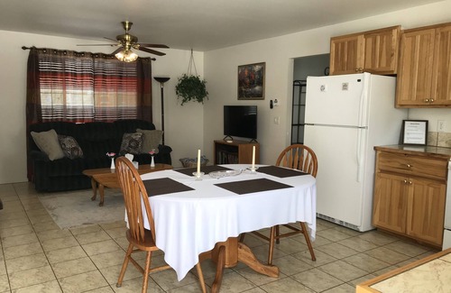 Craigmont House | Craigmont GetawaynGet comfortable and enjoy plenty of space and cozy fireplace!